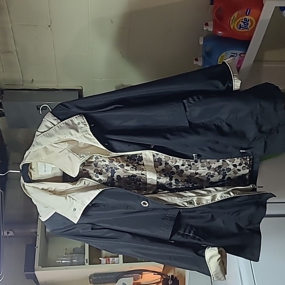 Jacket  raincoat Black  button up hooded  great condition!!
